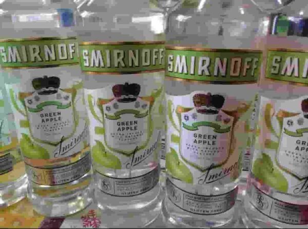 Vodka SMIRNOFF Apple Botella 700ml